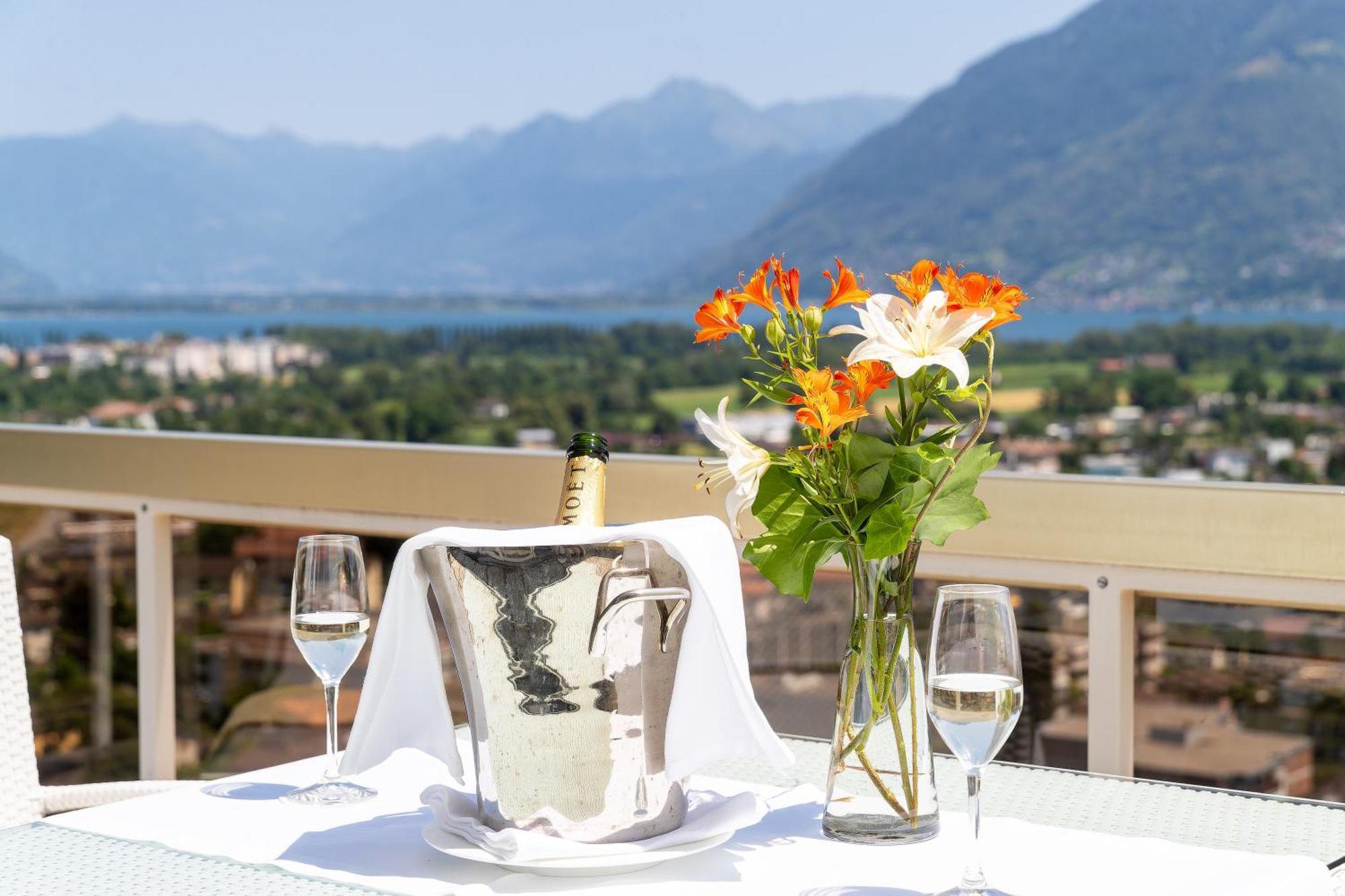 Hotel Ascona Kültér fotó