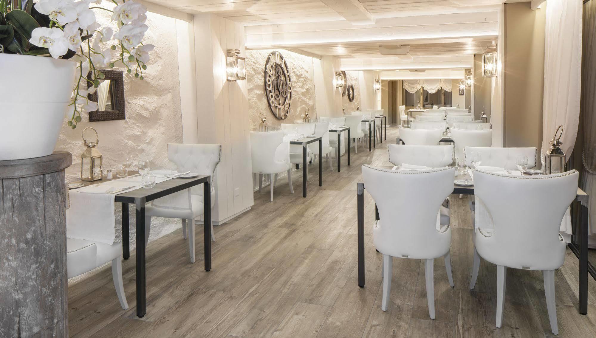 Hotel Ascona Kültér fotó